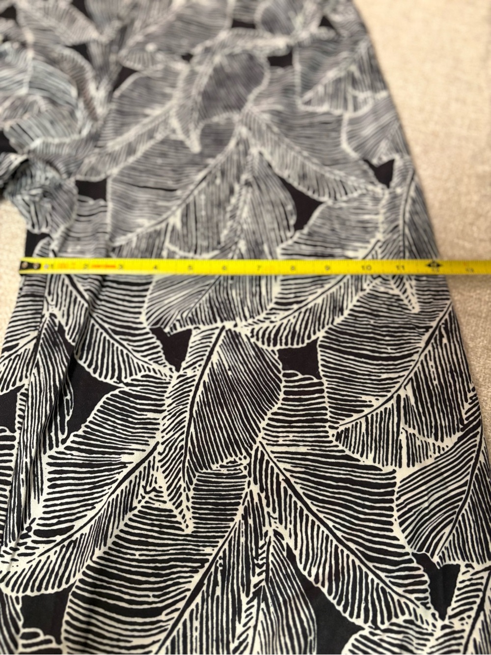 Arolina Wide Leg Printed Women's Pants - Black & White Size XL - Picture 13 of 15